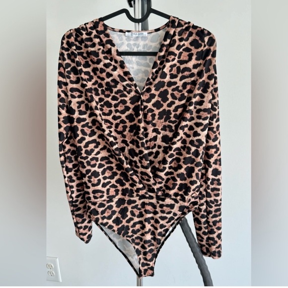 Zara limited edition animal print bodysuit top - Picture 8 of 8